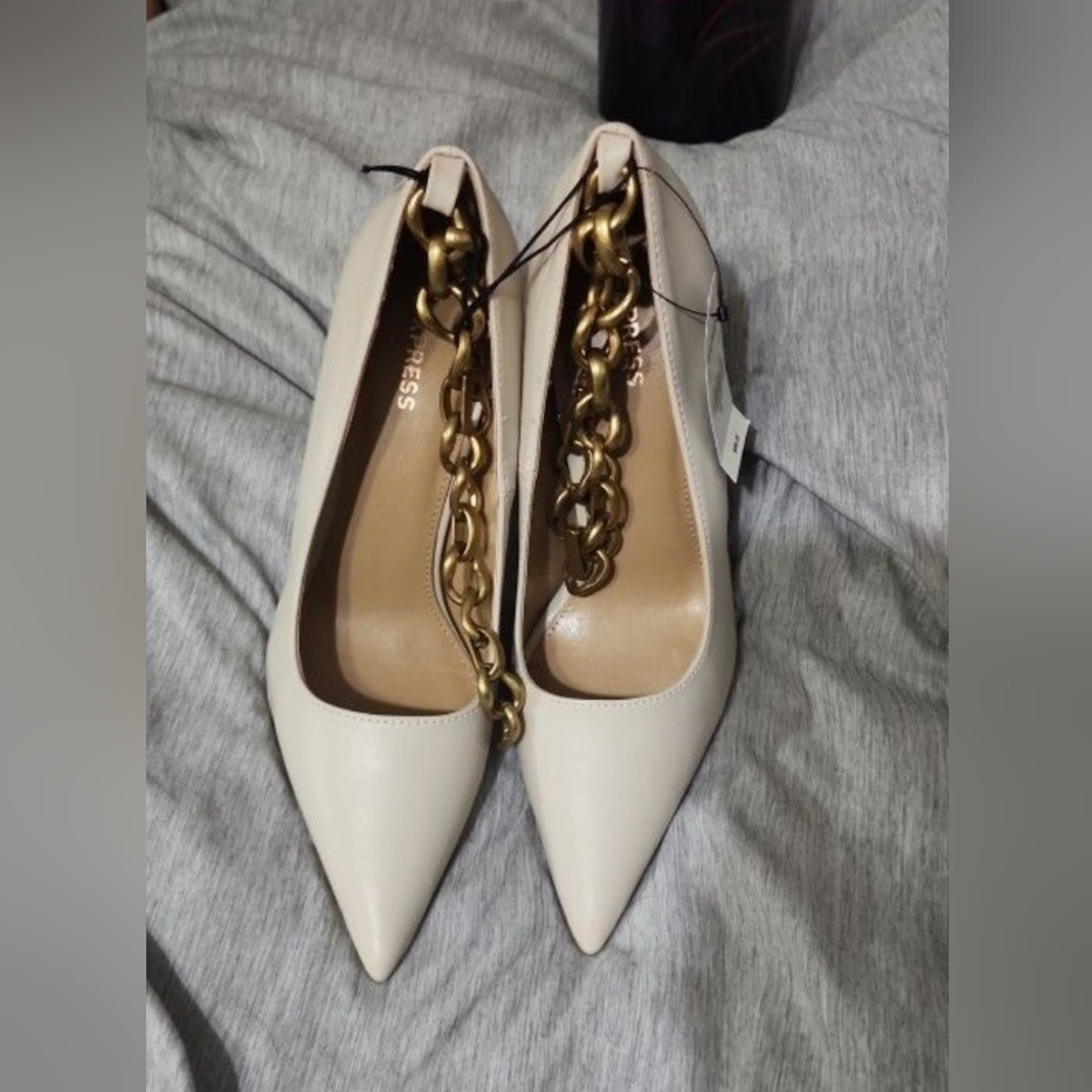 Express Heels